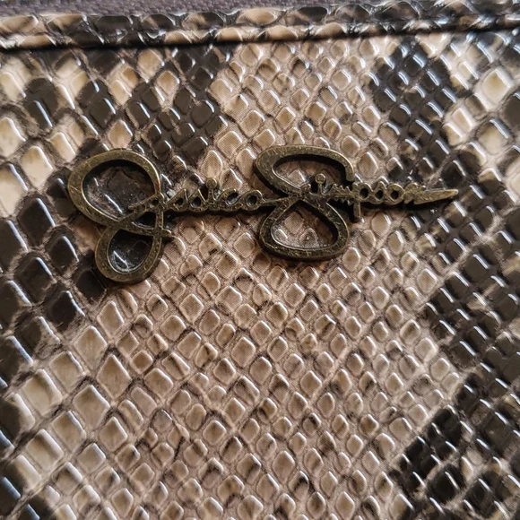 Jessica Simpson Wallet - Picture 2 of 4